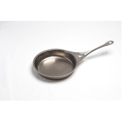 Solidteknics wrought iron and nöni ferritic stainless steel cookware. 100%  made in America. — SOLIDteknics USA